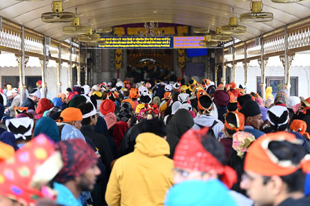 NEW DELHI, INDIA â JANUARY 1: Devotees visit Bangla Sahib Gurudwara to offer prayer on the first day of New Year, on January 1, 2024 in New Delhi, India. (Photo by Salman Ali/Hindustan Times )のeditorial素材
