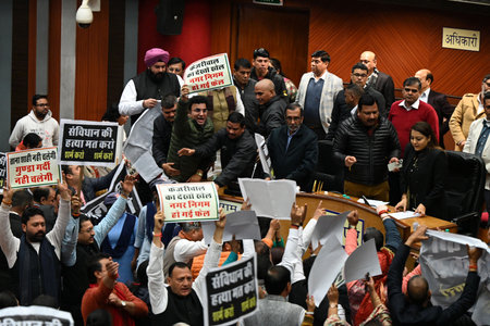 NEW DELHI, INDIA â JANUARY 15: BJP MCD Councillors protesting against the Delhi AAP Government during the special MCD house meeting at Civic Centre, on January 15, 2024 in New Delhi, India. A special session of the MCD House witnessed chaos as oppositioのeditorial素材