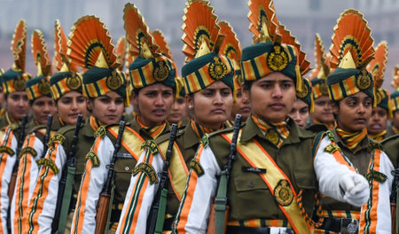 NEW DELHI, INDIA â JANUARY 20: A women contingent from ITBP personnel during rehearsal for the Republic Day Parade 2024, on January 20, 2024 in New Delhi, India. (Photo by Raj K Raj/Hindustan Times )のeditorial素材