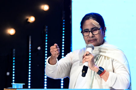 KOLKATA, INDIA - JANUARY 25:  Chief Minister of West Bengal Mamata Banerjee addresses in an award giving ceremony to sports personalities from different fields at Dhono Dhanyo Stadium  on January 25, 2024 in Kolkata, India.  (Photo by Samir Jana/Hindustanのeditorial素材