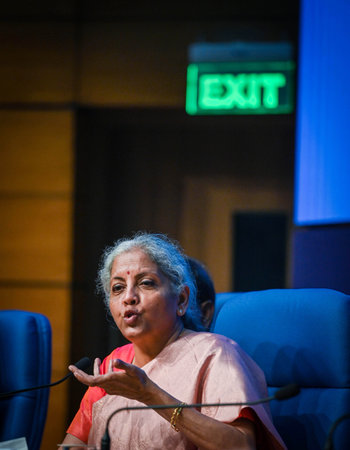 NEW DELHI, INDIA -FEBRUARY 1: FM Nirmala Sitharaman during the Post Budget Press Conference at National Media Centre on February 1, 2024 in New Delhi, India. (Photo by Raj K Raj/Hindustan Times)のeditorial素材