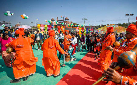 NEW DELHI, INDIA - JANUARY 27: Folk Artist Performing live Music during the Bharat Parv Festival, as part of the 75th Republic Day celebrations at Redfort Ground on January 27, 2024 in New Delhi, India. The highlights of the event include the display of tのeditorial素材