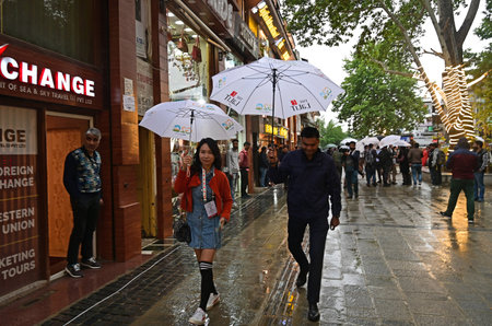 SRINAGAR, INDIA - MAY 24: G20 delegates visit a newly renovated market at Polo view on May 24, 2023 in Srinagar, India. (Photo By Waseem Andrabi/Hindustan Times)のeditorial素材