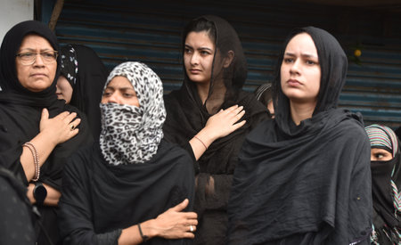 NEW DELHI, INDIA - JULY 29: Muslim devotees take part in a mourning procession marking the day of Ashura, 10 Muharram-ul-Haram, at Shia Jama Masjid Kashmiri Gate, on July 29, 2023 in New Delhi, India. Ashura mourns the death of Imam Hussein, a grandson ofのeditorial素材