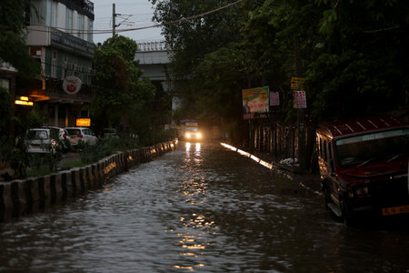 NEW DELHI INDIA JUNE 25 2023 Waterlogged at Batla House road after heavy rainfall overnight on June 25 2023 in New Delhi India Heavy rainfall accompanied by lightning lashed several parts of the national capital Delhi and its adjoining areas in the early のeditorial素材