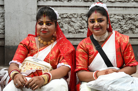 KOLKATA INDIA JUNE 20 2023 People join to celebrate International Society for Krishna Consciousness ISKCON Rath Yatra on June 20 2023 in Kolkata India The Jagannath Puri Rath Yatra is an annual festival celebrated in the city of Puri Odisha The festival iのeditorial素材