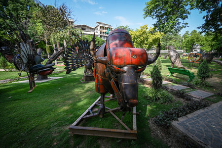 NEW DELHI INDIA JUNE 4 2023 Birds and animals made from scrap metal seen placed inside a park ahead of the preparations for G20 Summit at Chanakyapuri on June 4 2023 in New Delhi India To be developed on the theme of âOne Earth One Family One Futureâ のeditorial素材