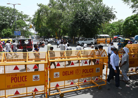 NEW DELHI INDIA JUNE 11 2023 Police put barricades at Ranjeet Singh Flyover in view of AAP Party Mega Rally at Ramlila Maidan on June 11 2023 in New Delhi India Kejriwal s rally was against the Centre s ordinance which grants all control of administrativeのeditorial素材