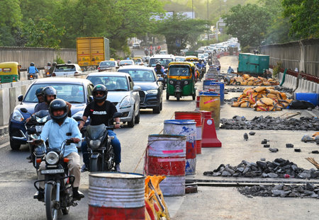 NEW DELHI INDIA APRIL 19 2023 Traffic moves slowly on Chirag Delhi Flyover as part of the flyover has been closed for maintenance and repair works on April 19 2023 in New Delhi India Photo by Vipin Kumar Hindustan Timesのeditorial素材