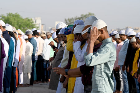NOIDA INDIA APRIL 22 2023 Muslims offer prayers namaz on the occasion of Eid Ul Fitr at the Sector 8 Jama Masjid on April 22 2023 in Noida India Muslims around the world are getting into the festive Eid spirit as the holy month of Ramadan concludes The feのeditorial素材
