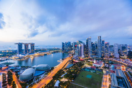 SINGAPORE - August 23, 2017:View from the infinity pool at Marina Bay Sandsのeditorial素材