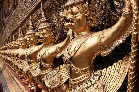 Garuda Wat Pra kaew sideの写真素材
