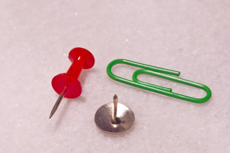 pin,thumbtack,paper-clip