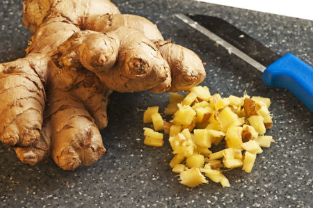 sliced ginger
