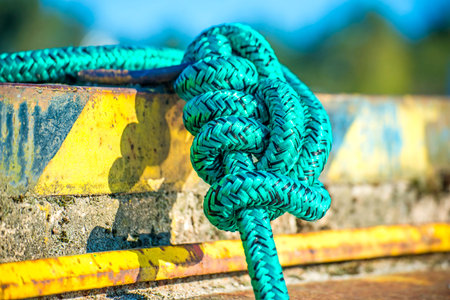 knot of a mooring line