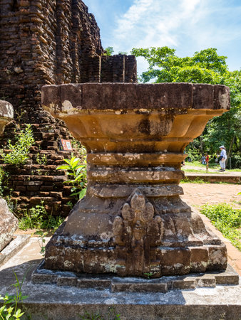 Quang Nam, VietNam - May 26,2024: tourists in My Son Sanctuary,Between the 4th and 13th centuries a unique culture which owed its spiritual origins to Hinduism developed on the coast of VietNam.のeditorial素材