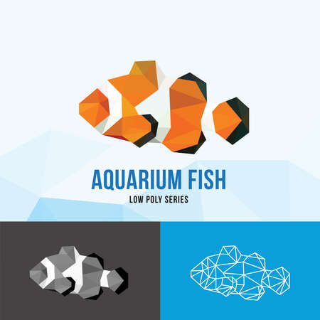 CROWN FISH AQUARIUM FISH SET LOW POLY LOGO ICON SYMBOL SET. TRIANGLE GEOMETRIC POLYGONのイラスト素材