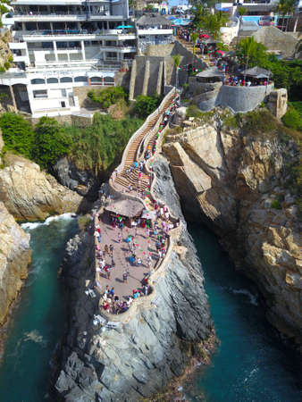 Aerial vertical view of the balcony of La Quebrada cliff, Acapulcoのeditorial素材