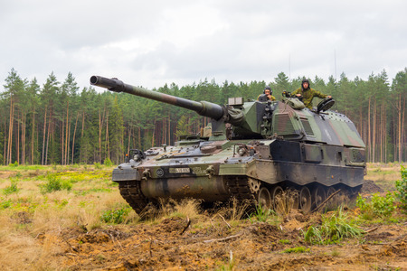 PABRADE / LITHUANIA - AUGUST 9, 2016: german Panzerhaubitze 2000, armoured howitzer 2000 drives on multinational exercise "flaming thunder" in pabrade / lithuania at august 9 ,2016のeditorial素材