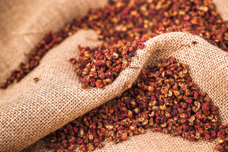 Chinese prickly ash on flaxの写真素材