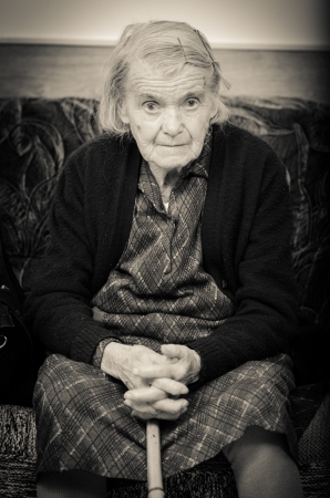 senior woman with caneの写真素材