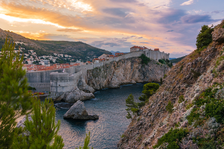Beautiful Outer Fortress Walls of Dubrovnik Croatia Cityscape Detail European Vacation Destination Sightseeingのeditorial素材
