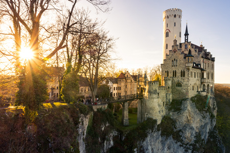 Schloss Lichtenstein Castle Germany Baden-Wuerttemberg Swabian Alb Mountain Castle Fairy Tale Landscape Fortress European Travel Destination Architectureのeditorial素材