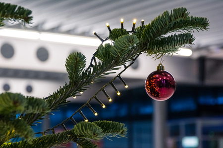 Red Christmas Tree Ornament Office Building School Modern Architecture Cold White Lights Workplace Holidaysの写真素材