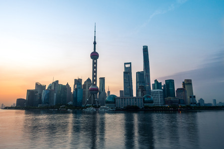 The sunrise over the Shanghai Bund, captured April 16th, 2018.のeditorial素材