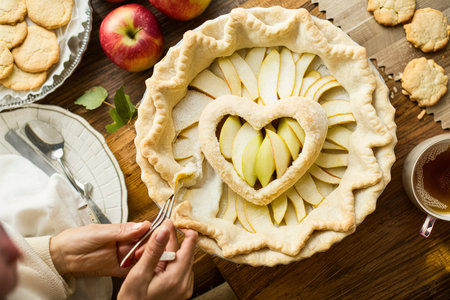 Making apple pie from scratch with heart shaped crustの素材