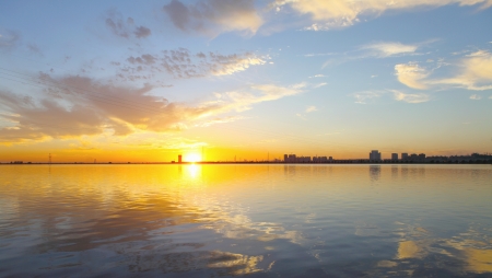 Sunset cloudsの写真素材