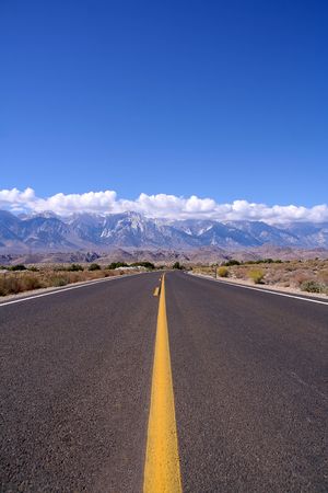 Road to Sierra Mountains, Californiaの写真素材