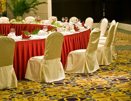 Round banquet table with chairs in chinese hotel.
のeditorial素材