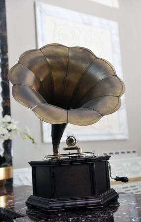 retro gramophone on display inside a homeの写真素材