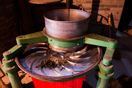 Mechanical Fried tea