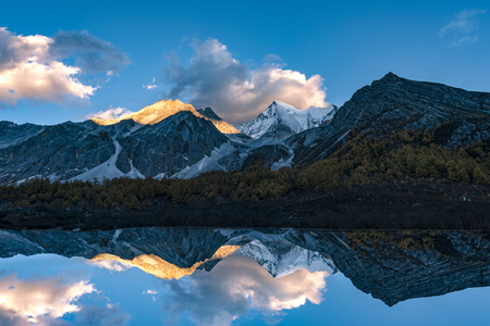 Yading national reserve in Daocheng County China.の写真素材