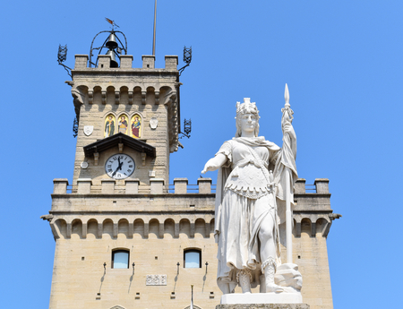 Public Palace and the Statue of Liberty of Saint Marino, City of San Marino, Republic of San Marino. San Marino is the oldest surviving sovereign state and constitutional republic in the world: it was founded on 3 September 301 by Marinus of Arba.のeditorial素材