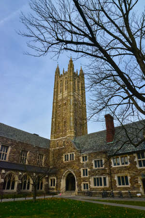 PRINCETON, NJ USA - NOVENBER 12, 2019: Holder Hall, courtyard and general view of the Holder Hall building, elements of architecture. Princeton University, Princeton, New Jersey USAのeditorial素材