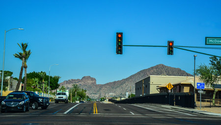 USA, PHENIX, ARIZONA- NOVEMBER 17, 2019: Traffic Lights, Traffic Signs and Road Signs in Arizona, USAのeditorial素材