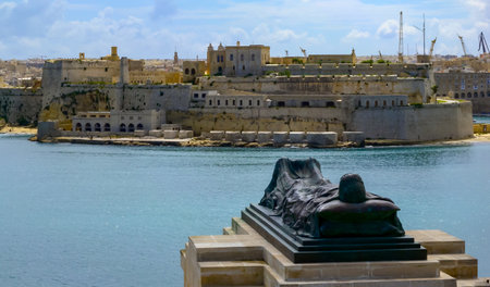 VALLETTA, MALTA - SEPTEMBER 14, 2012: View of the Fort Saint Elmo, Valletta, Maltaのeditorial素材
