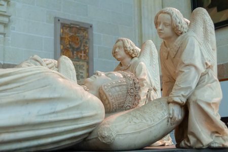 FRANCE, NANTES - SEPTEMBER 12, 2017: Tomb of Francis II, Duke of Brittany, at the cathedral of St. Peter in Nantes, Franceのeditorial素材