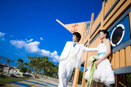 Bride and Groom on the garden beautifulの写真素材