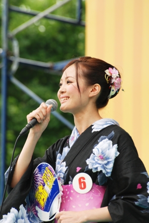 FUJI, JAPAN - JUL  22  Miss Fuji City on the main stage in the Fuji city festival of the year on July 22, 2012 in Fuji, Japan のeditorial素材