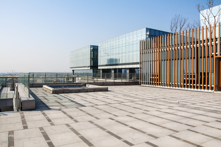 way to modern city in shanghaiのeditorial素材