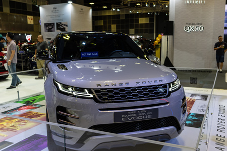 singapore -12 january 2019. the new range rover evoque at singapore motor showのeditorial素材