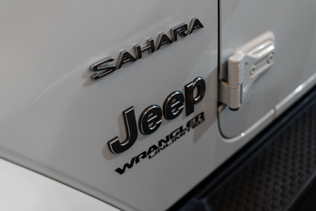 singapore -12 january 2019. jeep emblem at singapore motor showのeditorial素材