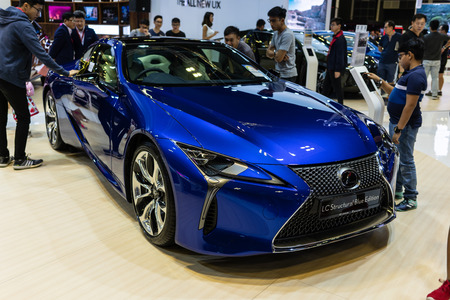 singapore -12 january 2019. lexus new lc blue edition at singapore motor showのeditorial素材