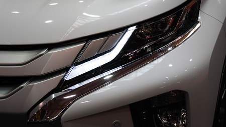 kuala lumpur, malaysia - 16 april 2019. triton vgt at kuala lumpur motor showのeditorial素材