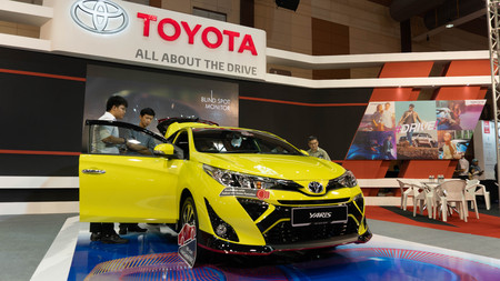 kuala lumpur, malaysia - 16 april 2019. new toyota yaris at kuala lumpur motor showのeditorial素材