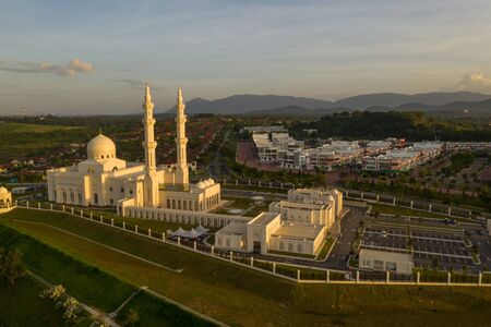 sri sendayan mosque at sendayan negeri sembilan malaysia dramatic blue hour aerial shotの写真素材